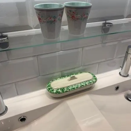 Agnes Дом отдыха Остенде